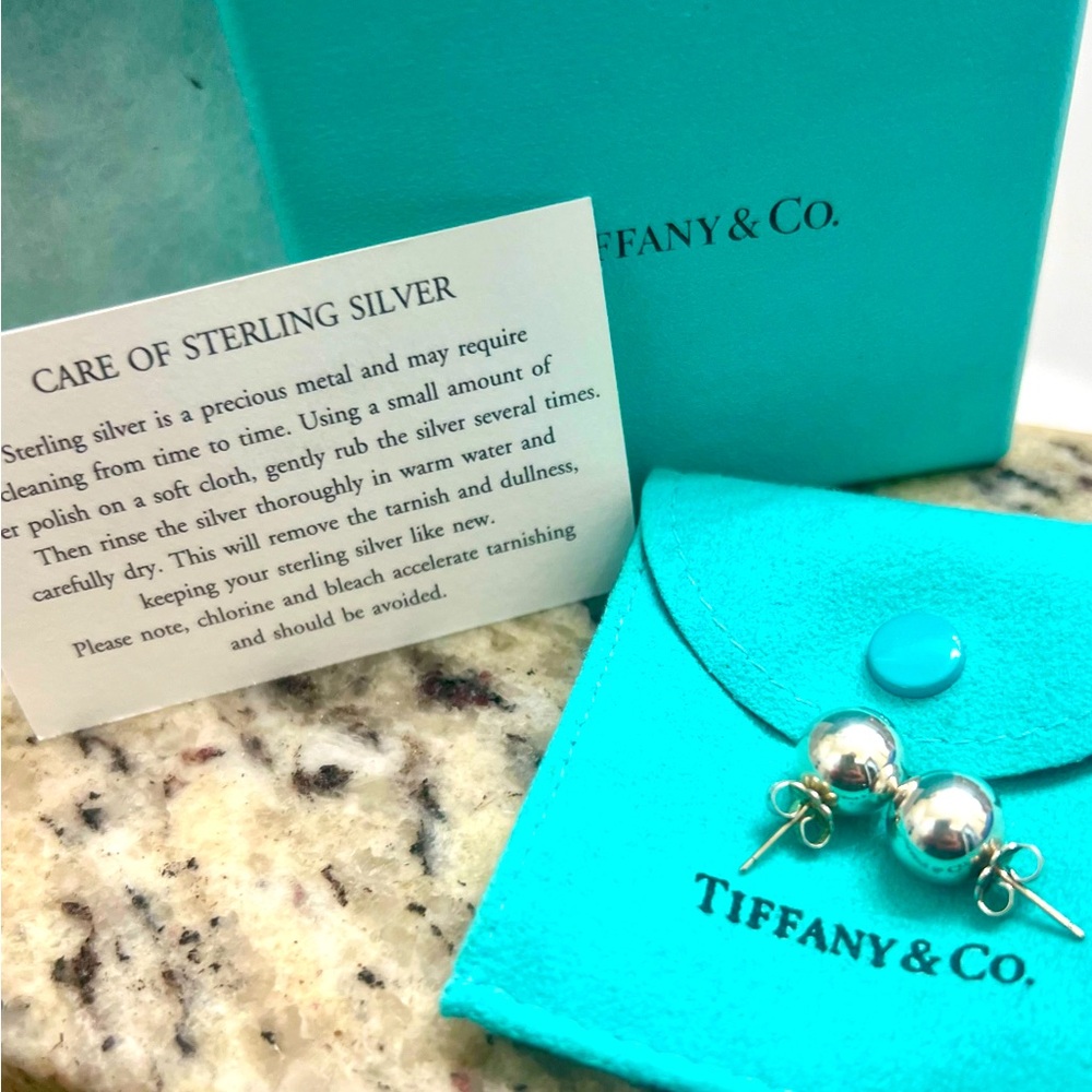 NIB Tiffany & Co. Sterling Silver 10mm Hardware Ball Earrings